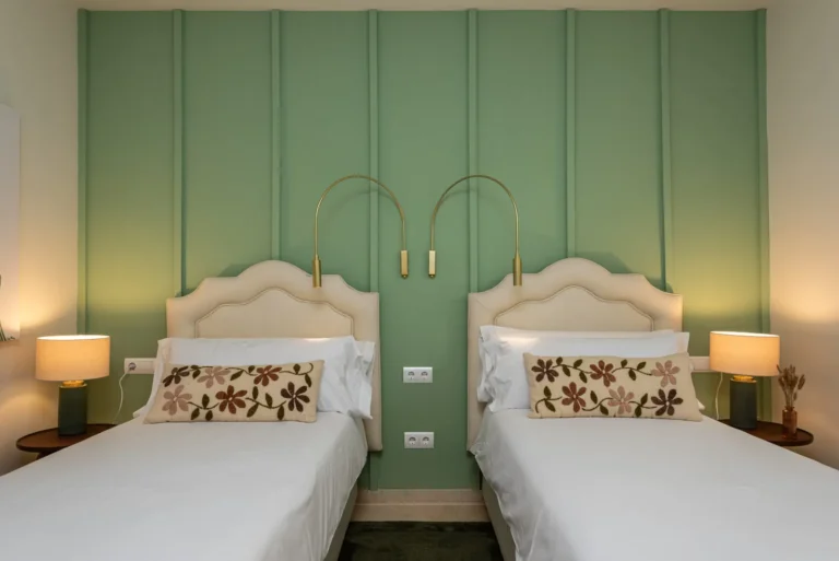 Dormitorio con dos camas